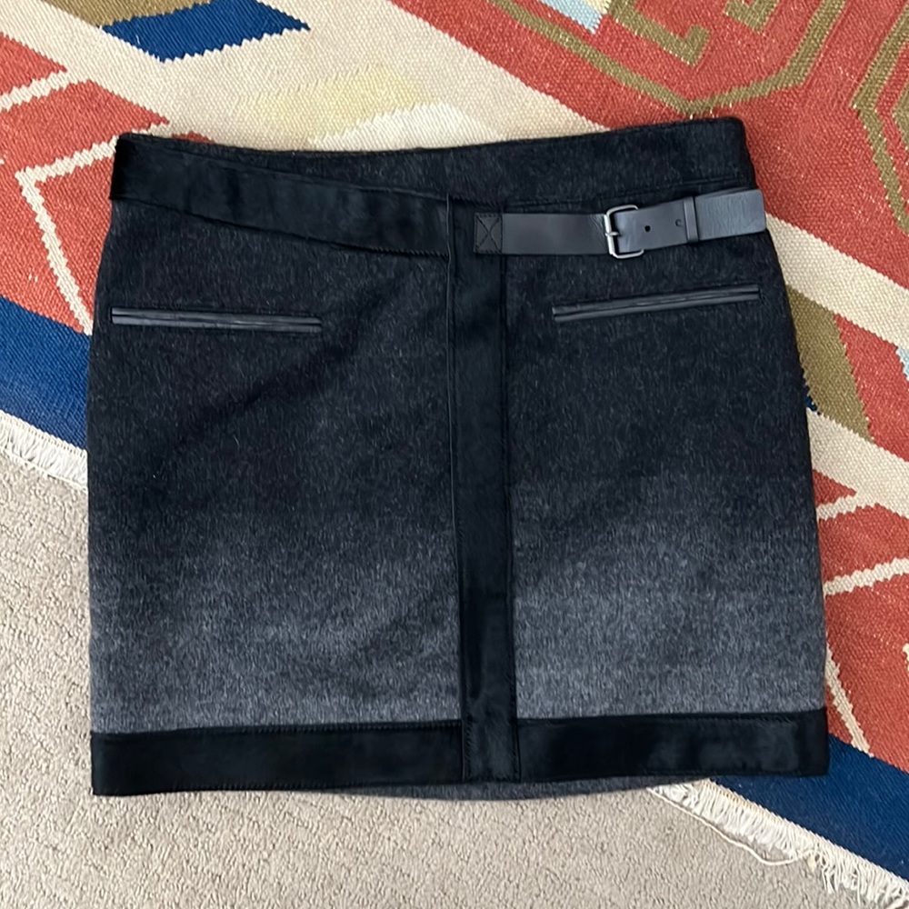 HELMUT LANG - SZ 4 CALF-HAIR TRIM MINI SKIRT